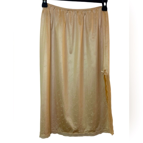 Vintage Givenchy Slip Size Large - Picture 1 of 12